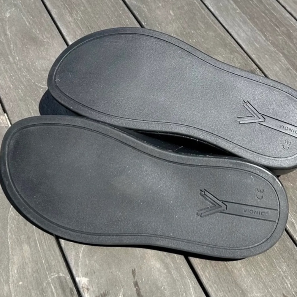 Vionic Black Leather Sandals - image 2